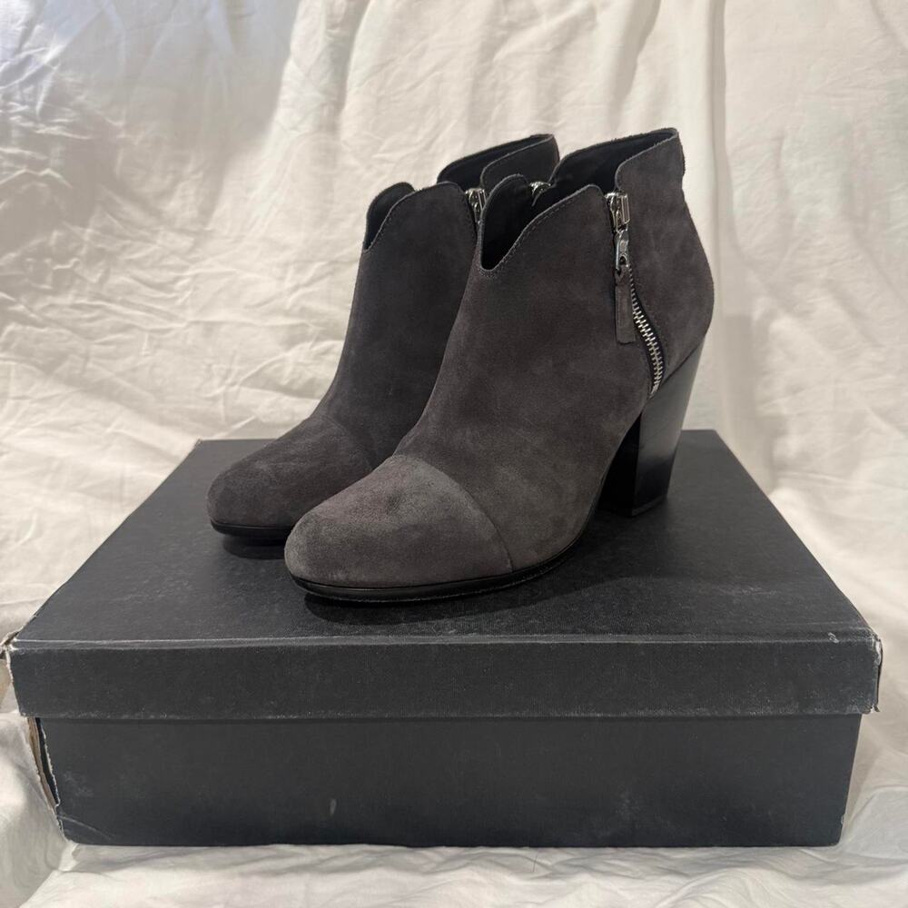 Rag & Bone Margot Gray Suede Ankle Boots Designer Luxury Minimalist Western 9